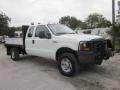 Oxford White - F350 Super Duty XL SuperCab 4x4 Chassis Photo No. 3