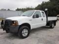 Oxford White - F350 Super Duty XL SuperCab 4x4 Chassis Photo No. 4