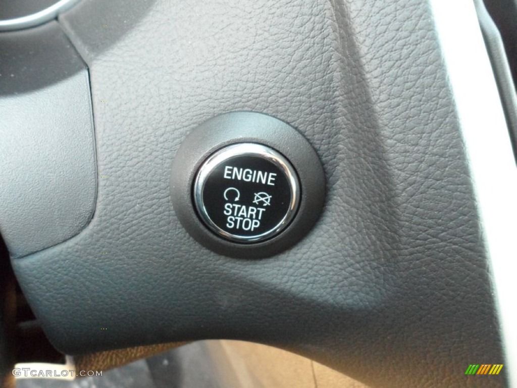2012 Ford Focus Titanium 5-Door Controls Photo #56604366