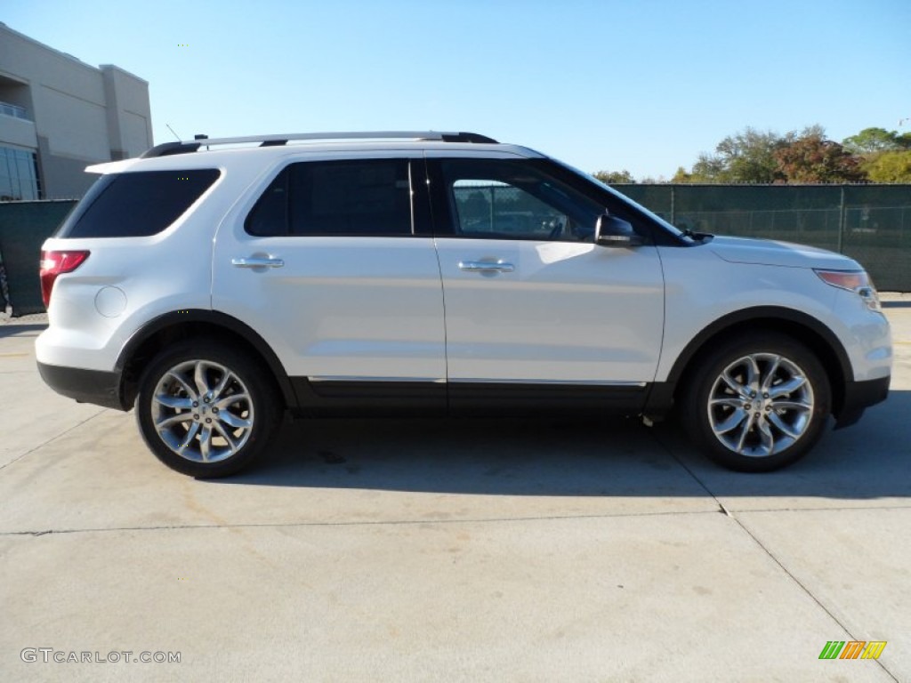 2012 Explorer XLT - White Platinum Tri-Coat / Medium Light Stone photo #2