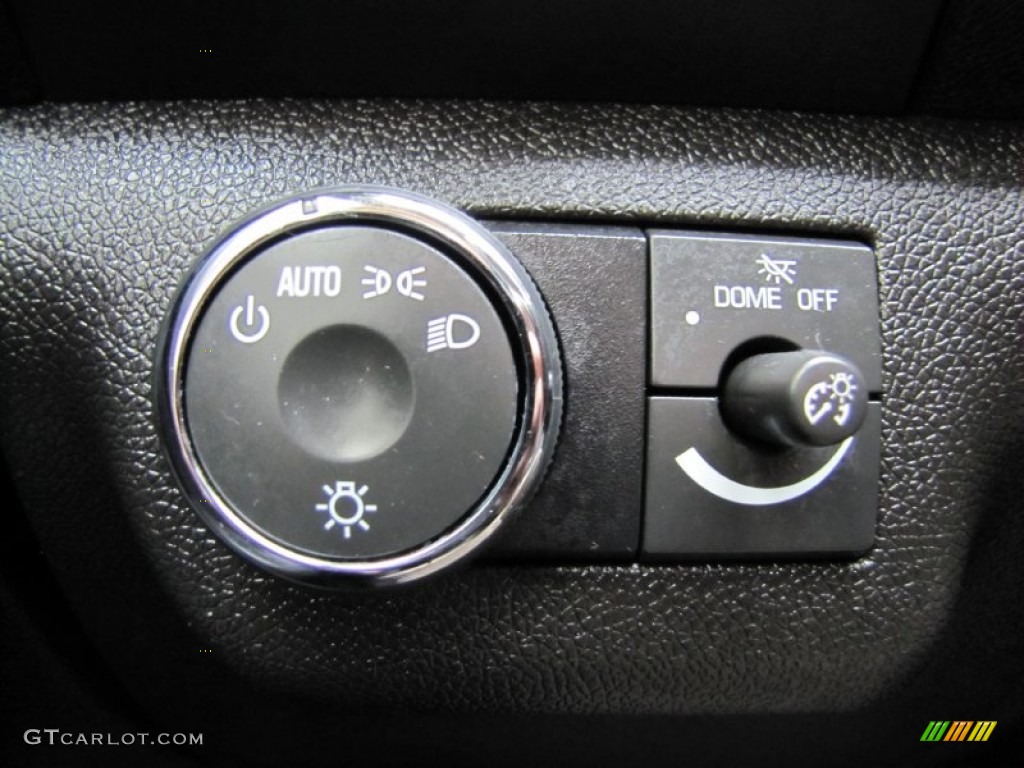 2011 Traverse LT AWD - White / Ebony/Ebony photo #11