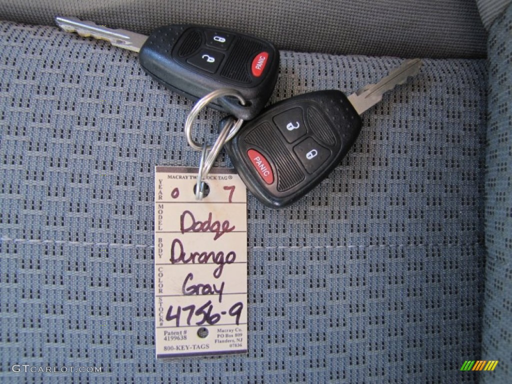 2007 Dodge Durango SXT 4x4 Keys Photos