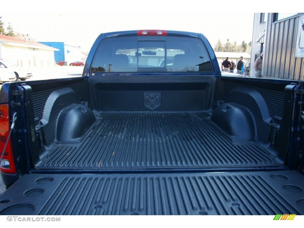 2004 Ram 1500 ST Quad Cab 4x4 - Patriot Blue Pearl / Dark Slate Gray photo #11