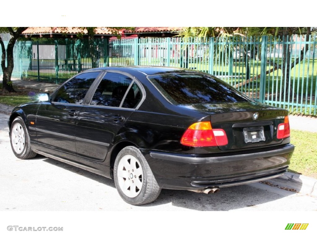 2001 3 Series 325i Sedan - Jet Black / Black photo #6