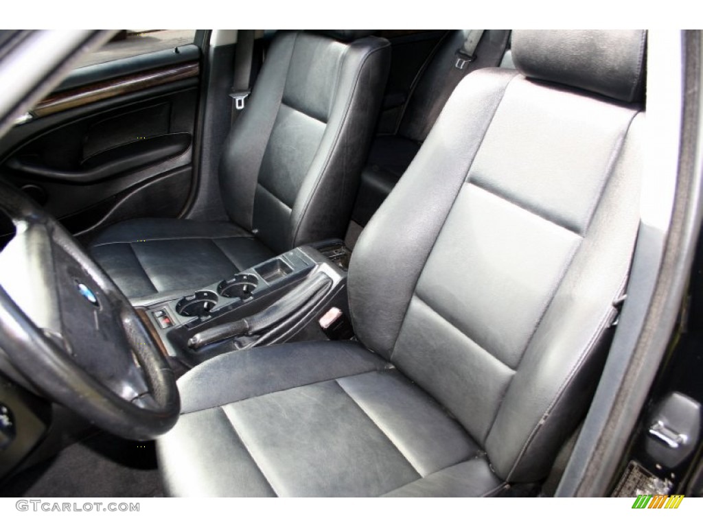 2001 3 Series 325i Sedan - Jet Black / Black photo #32