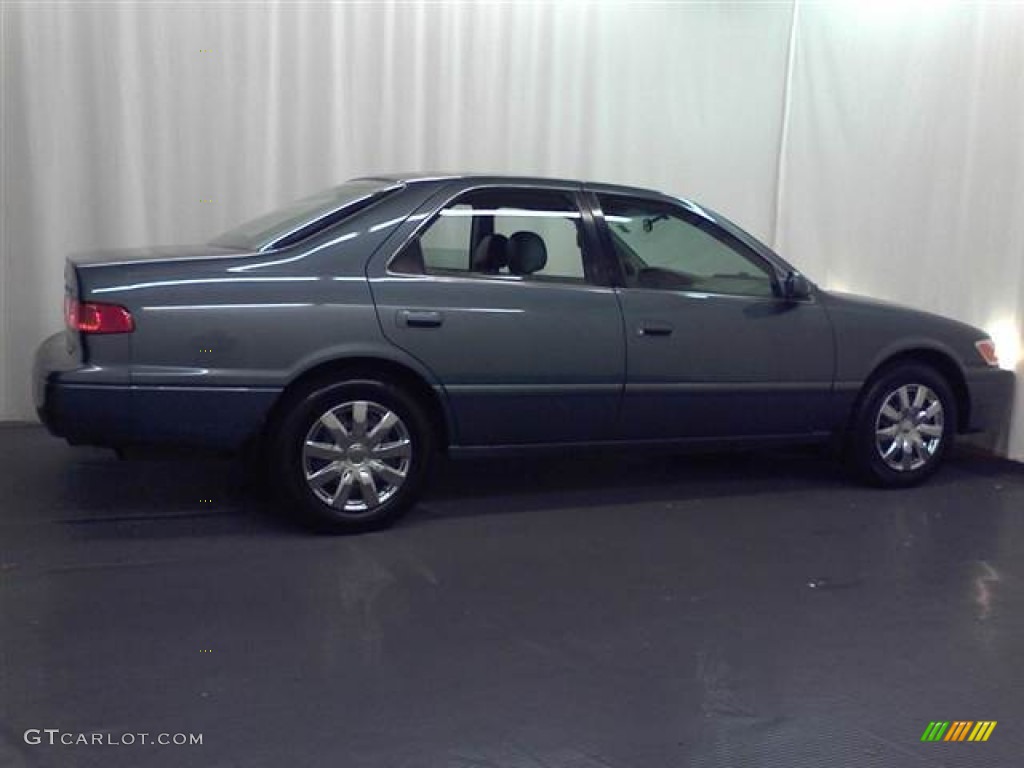 2001 Camry LE - Sailfin Blue Metallic / Gray photo #17