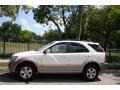 Clear White - Sorento EX Photo No. 2