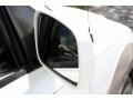Clear White - Sorento EX Photo No. 26