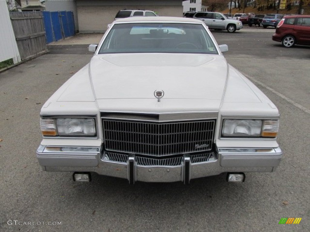 White 1992 Cadillac Brougham Sedan Exterior Photo #56614214