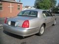 1999 Light Parchment Gold Metallic Lincoln Town Car Signature  photo #7