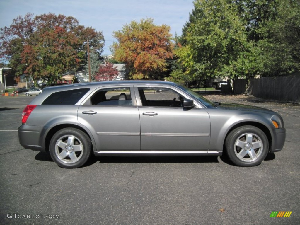 Mineral Gray Metallic 2005 Dodge Magnum SXT AWD Exterior Photo #56615408