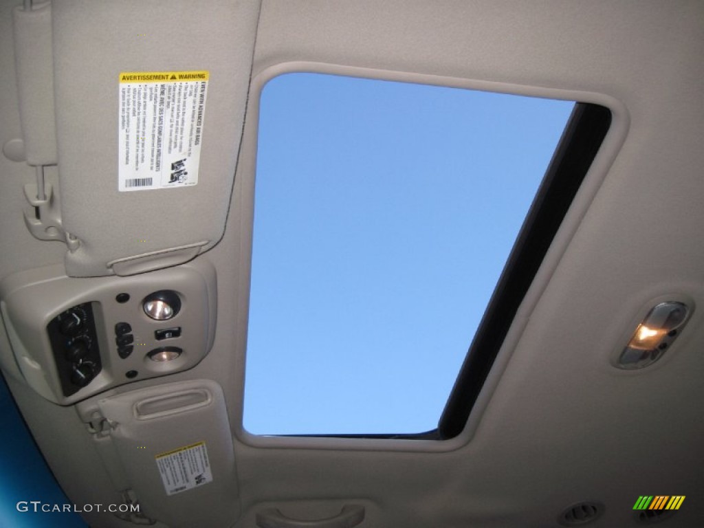 2003 Cadillac Escalade ESV AWD Sunroof Photos