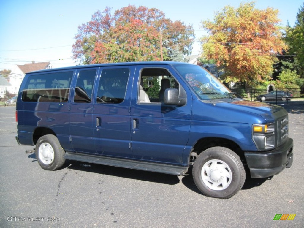 2009 E Series Van E350 Super Duty XLT Passenger - Dark Blue Pearl / Medium Flint photo #10