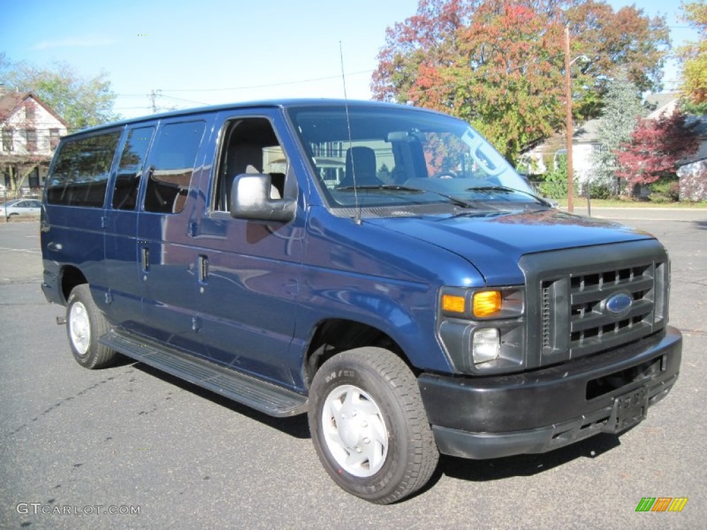 2009 E Series Van E350 Super Duty XLT Passenger - Dark Blue Pearl / Medium Flint photo #11