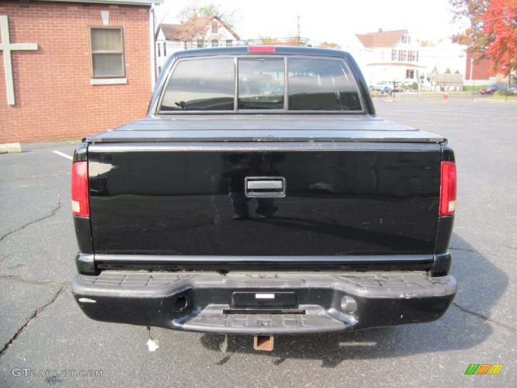 2002 Sonoma SLS Crew Cab 4x4 - Onyx Black / Graphite photo #6