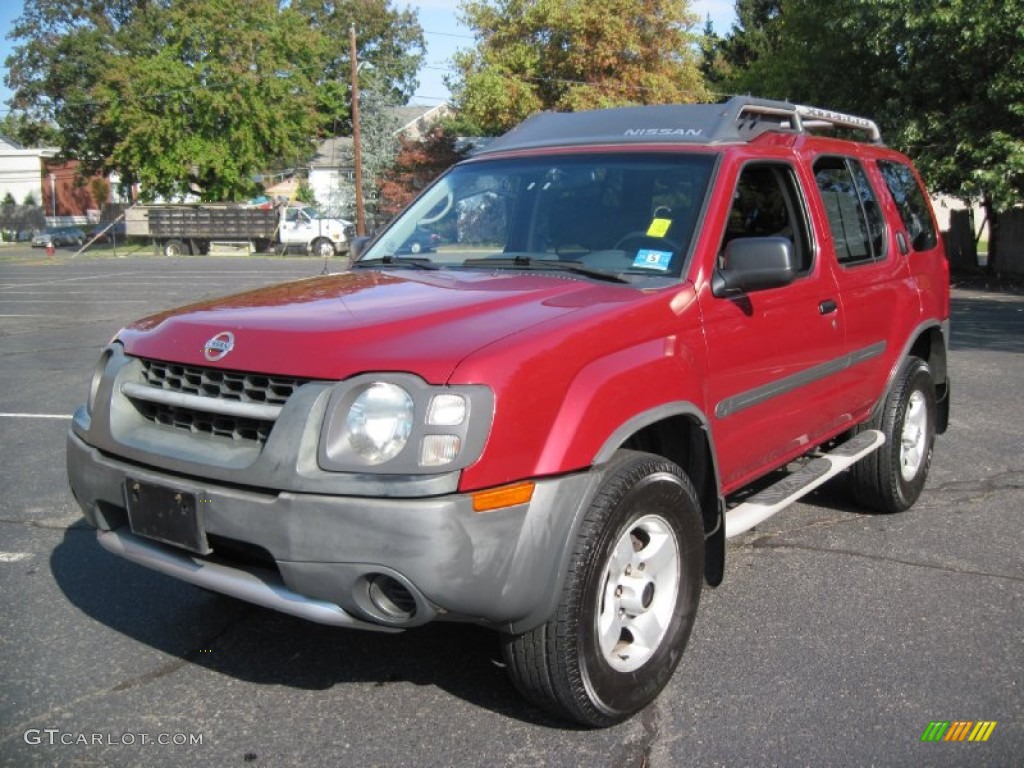 2004 Xterra XE 4x4 - Thermal Red Metallic / Charcoal photo #2