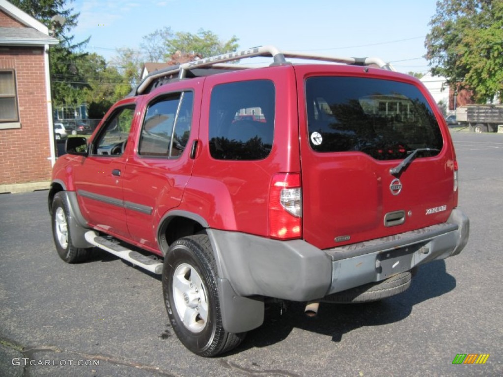 2004 Xterra XE 4x4 - Thermal Red Metallic / Charcoal photo #4