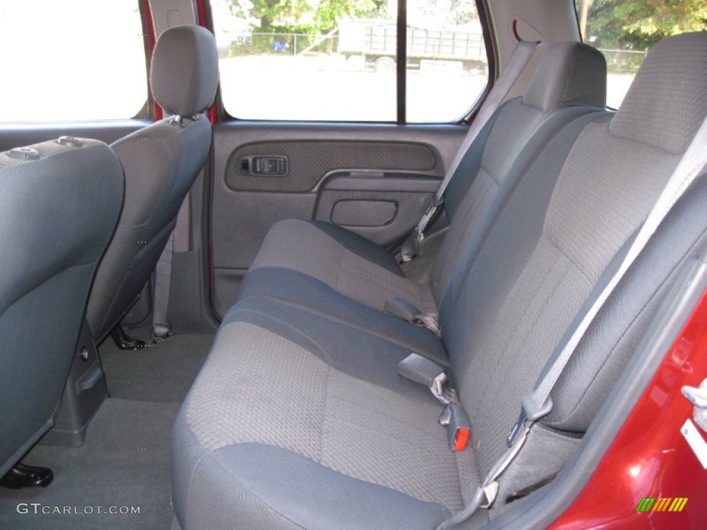 2004 Xterra XE 4x4 - Thermal Red Metallic / Charcoal photo #17