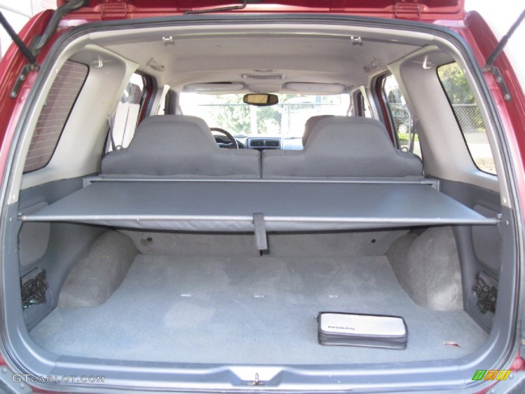 2004 Xterra XE 4x4 - Thermal Red Metallic / Charcoal photo #24