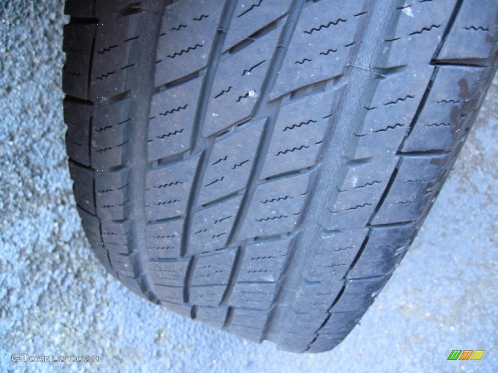 2004 Xterra XE 4x4 - Thermal Red Metallic / Charcoal photo #30