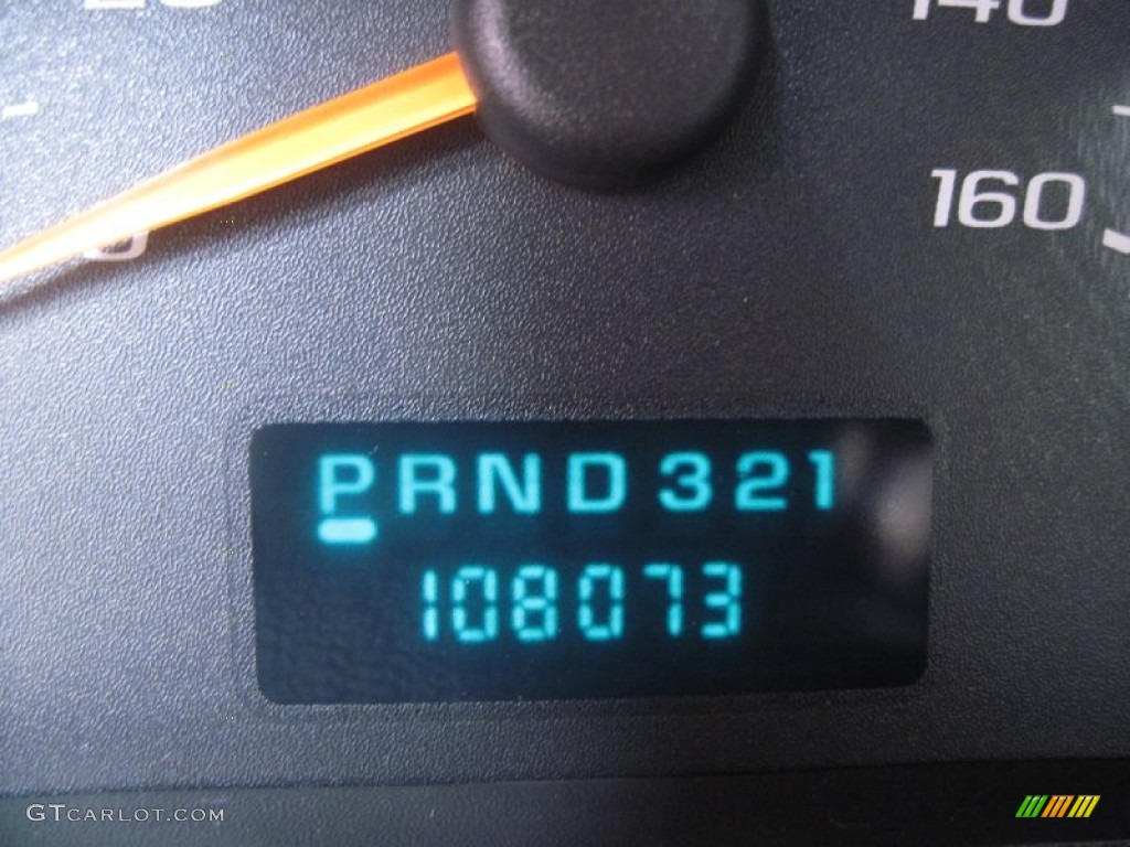 2005 Savana Van 3500 Extended Cargo - Sand Beige Metallic / Neutral photo #19