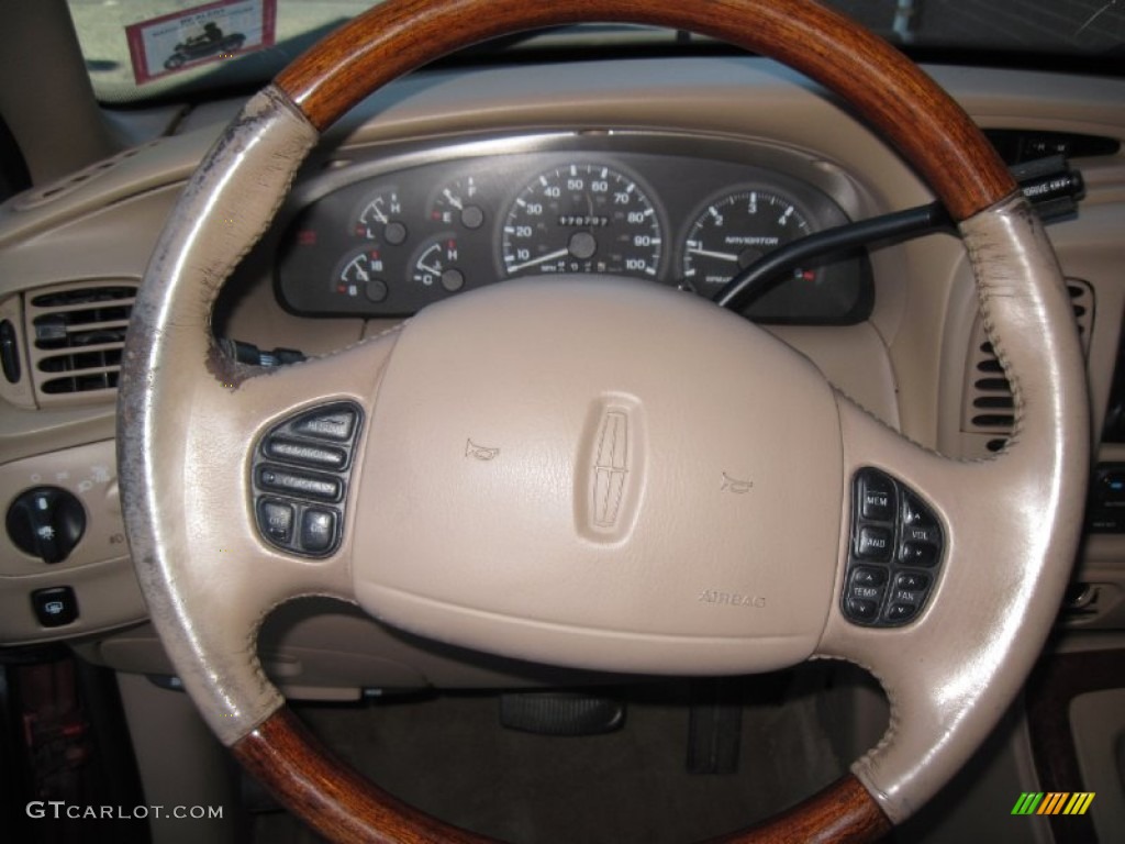 1998 Navigator 4x4 - Laser Red Metallic / Medium Graphite photo #24