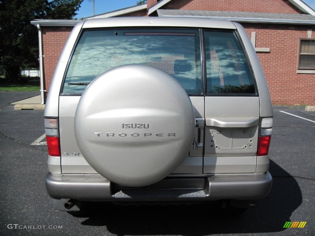 2002 Trooper S 4x4 - Satin Gold / Gray photo #6