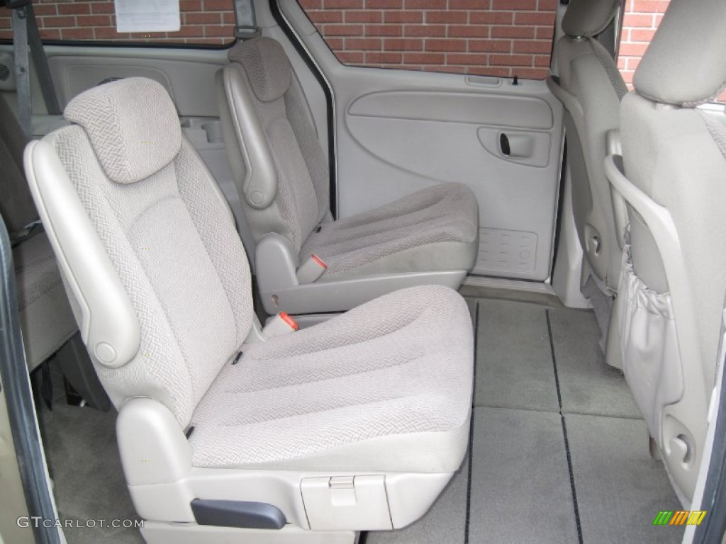 2007 Grand Caravan SXT - Linen Gold Metallic / Dark Khaki/Light Graystone photo #10