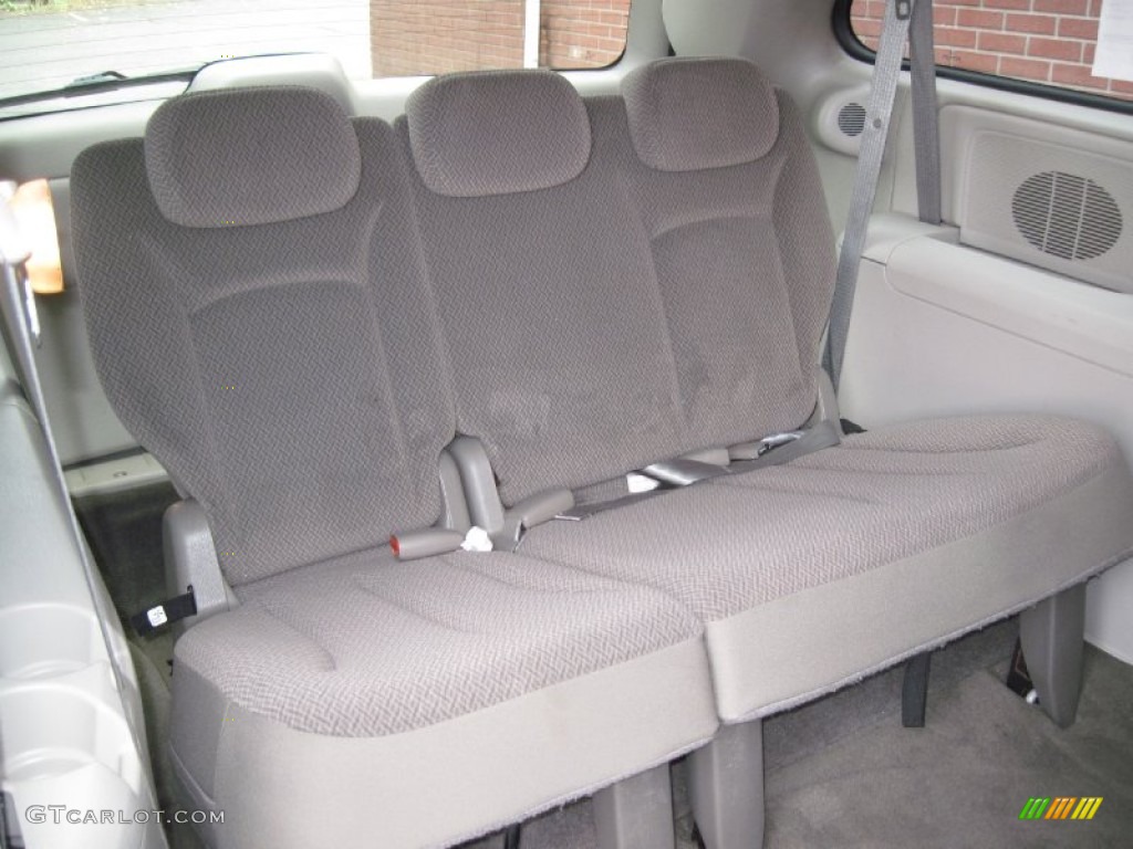 2007 Grand Caravan SXT - Linen Gold Metallic / Dark Khaki/Light Graystone photo #21