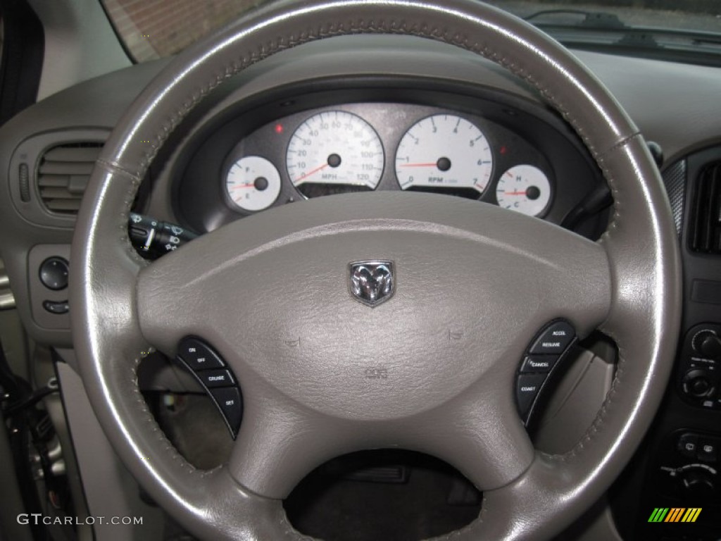 2007 Grand Caravan SXT - Linen Gold Metallic / Dark Khaki/Light Graystone photo #25