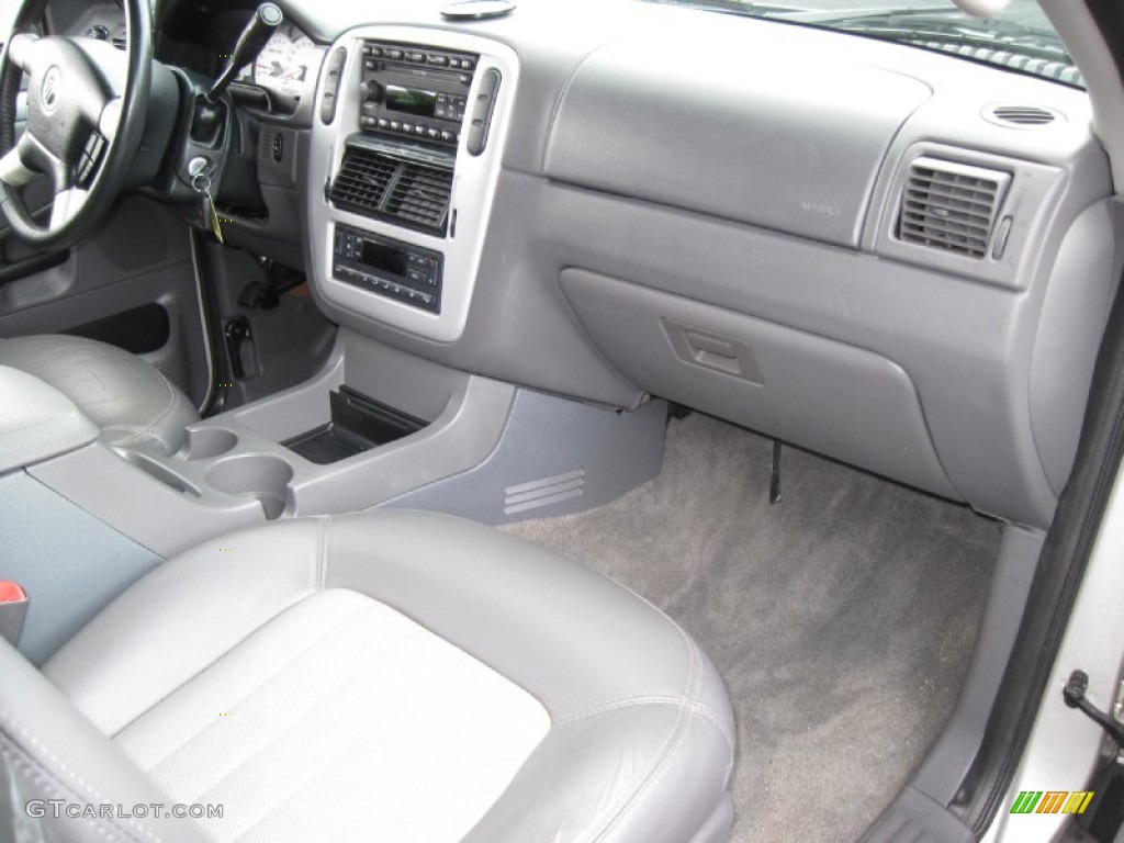 2002 Mountaineer Premier AWD - Silver Frost Metallic / Dark Graphite photo #16