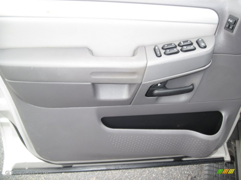2002 Mountaineer Premier AWD - Silver Frost Metallic / Dark Graphite photo #28