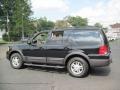Black Clearcoat - Expedition XLT 4x4 Photo No. 4