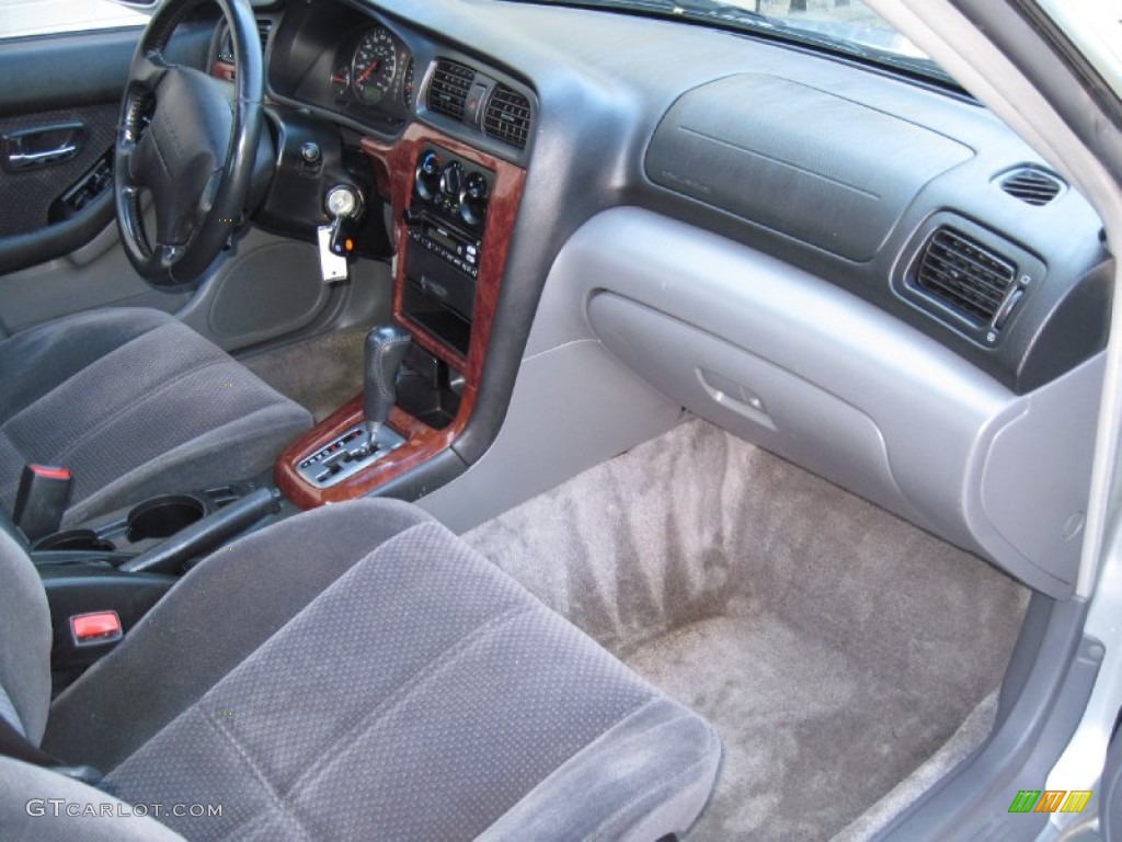Gray Moquette Interior 2004 Subaru Legacy L Sedan Photo #56640309