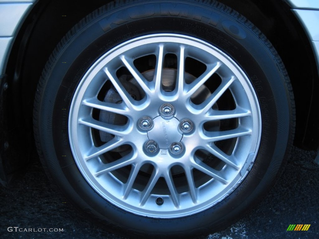 2004 Subaru Legacy L Sedan Wheel Photo #56640450