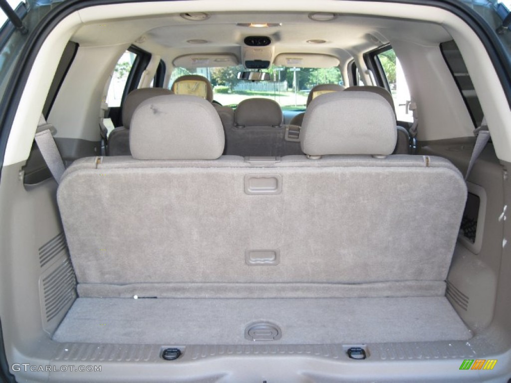 2003 Mountaineer Convenience AWD - Estate Green Metallic / Medium Dark Parchment photo #27