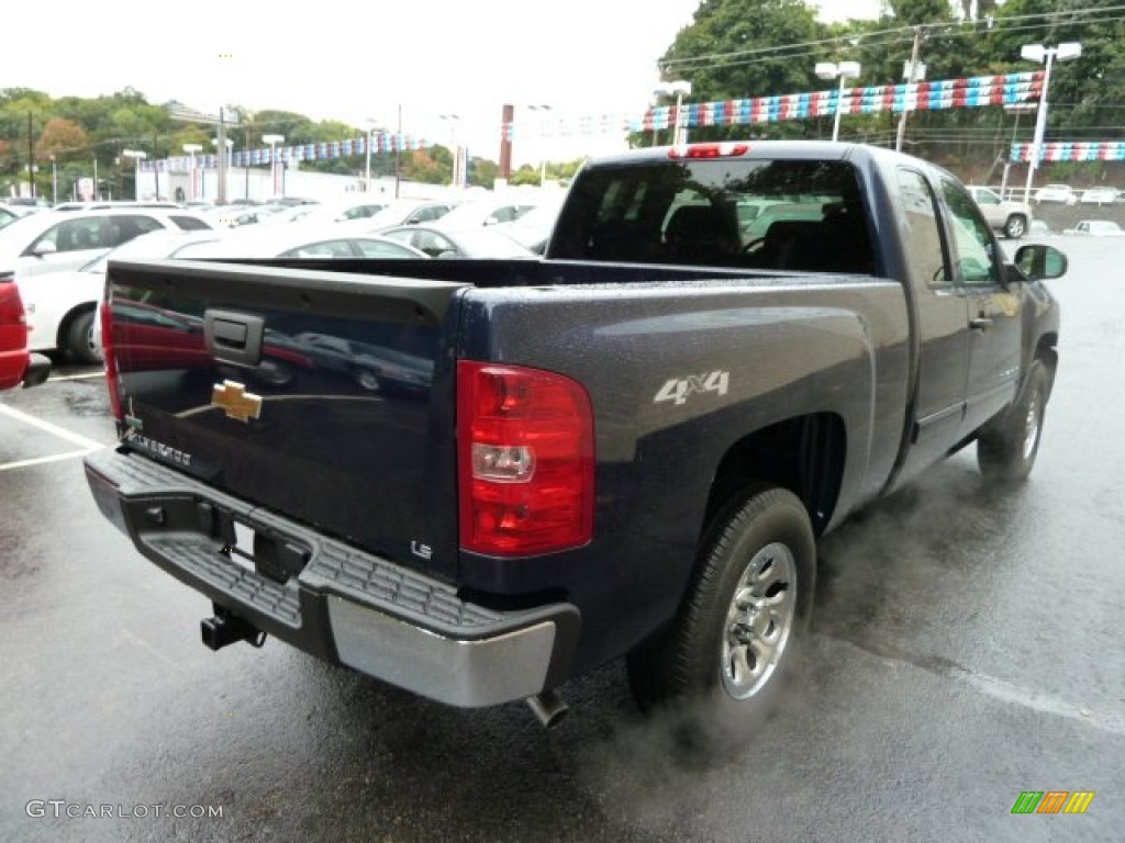 2011 Silverado 1500 LS Extended Cab 4x4 - Imperial Blue Metallic / Dark Titanium photo #4