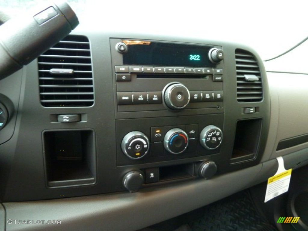 2011 Silverado 1500 LS Extended Cab 4x4 - Sheer Silver Metallic / Dark Titanium photo #18