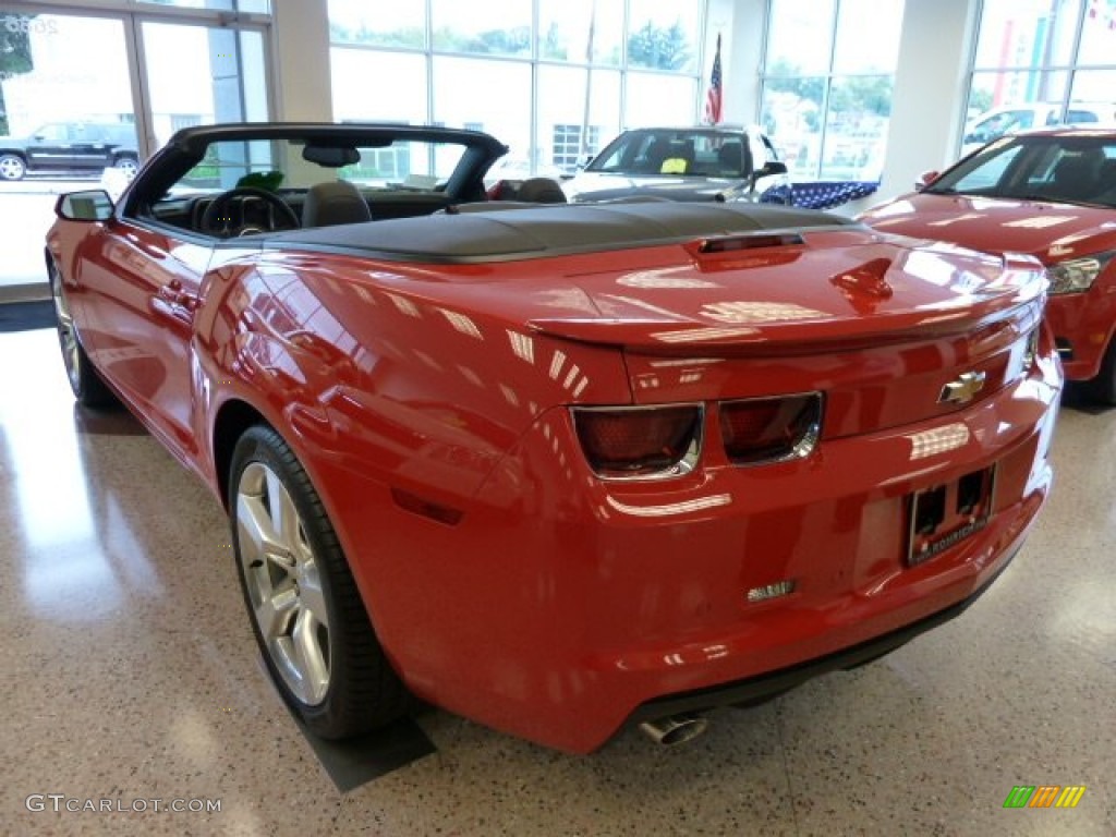 2011 Camaro LT/RS Convertible - Victory Red / Black photo #3