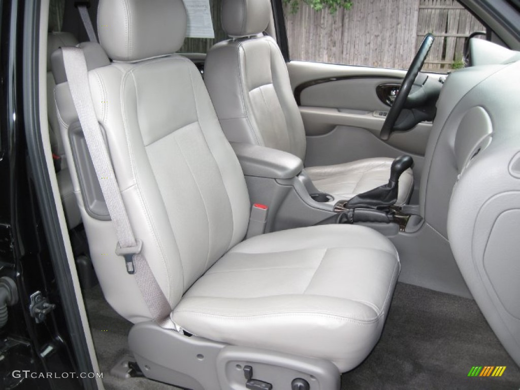 2004 Rainier CXL AWD - Black / Medium Pewter photo #14