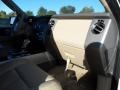 2011 Oxford White Ford Expedition XLT  photo #19