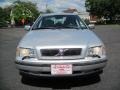 Silver Metallic - S40 1.9T Photo No. 12