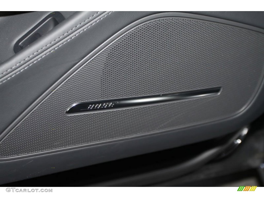 2012 Audi A8 L 4.2 quattro Audio System Photos