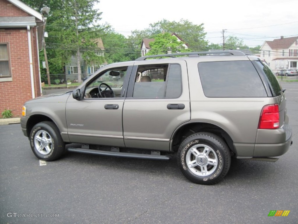 2004 Explorer XLT 4x4 - Pueblo Gold Metallic / Medium Parchment photo #3