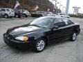 2004 Black Pontiac Grand Am SE Sedan  photo #3