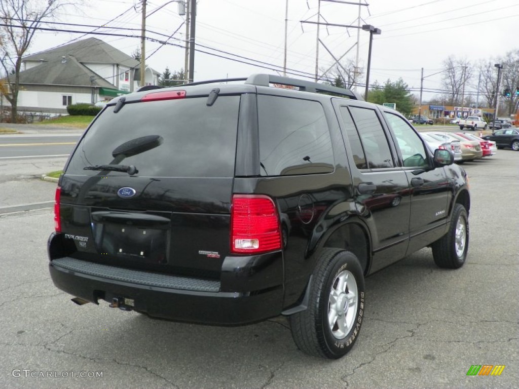 2005 Explorer XLT 4x4 - Black / Medium Parchment photo #3