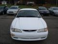 Crystal White - Mustang V6 Coupe Photo No. 3