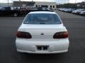 Summit White - Malibu Sedan Photo No. 7