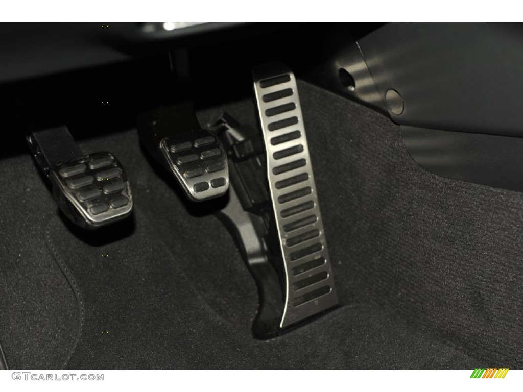 Foot pedals 2012 Audi R8 5.2 FSI quattro Parts