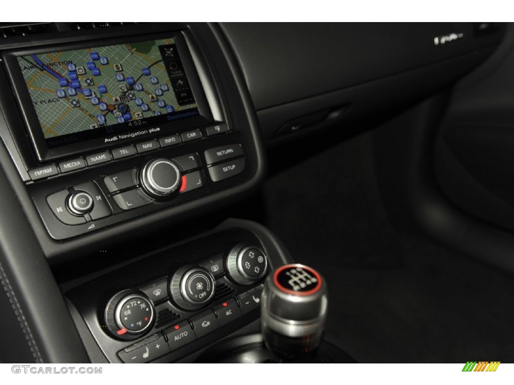 2012 Audi R8 5.2 FSI quattro Controls Photo #56652669